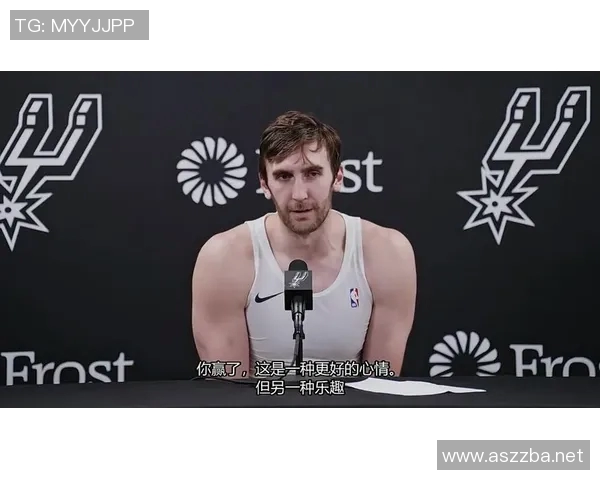 科内特是马刺第四位得到20分+5盖帽&命中率80%的球员